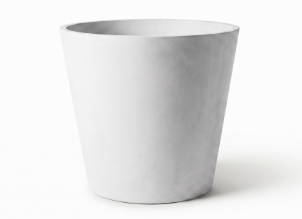 Vaso Conus 72 em cimento natural Godinho Concrete Design para interior e exterior